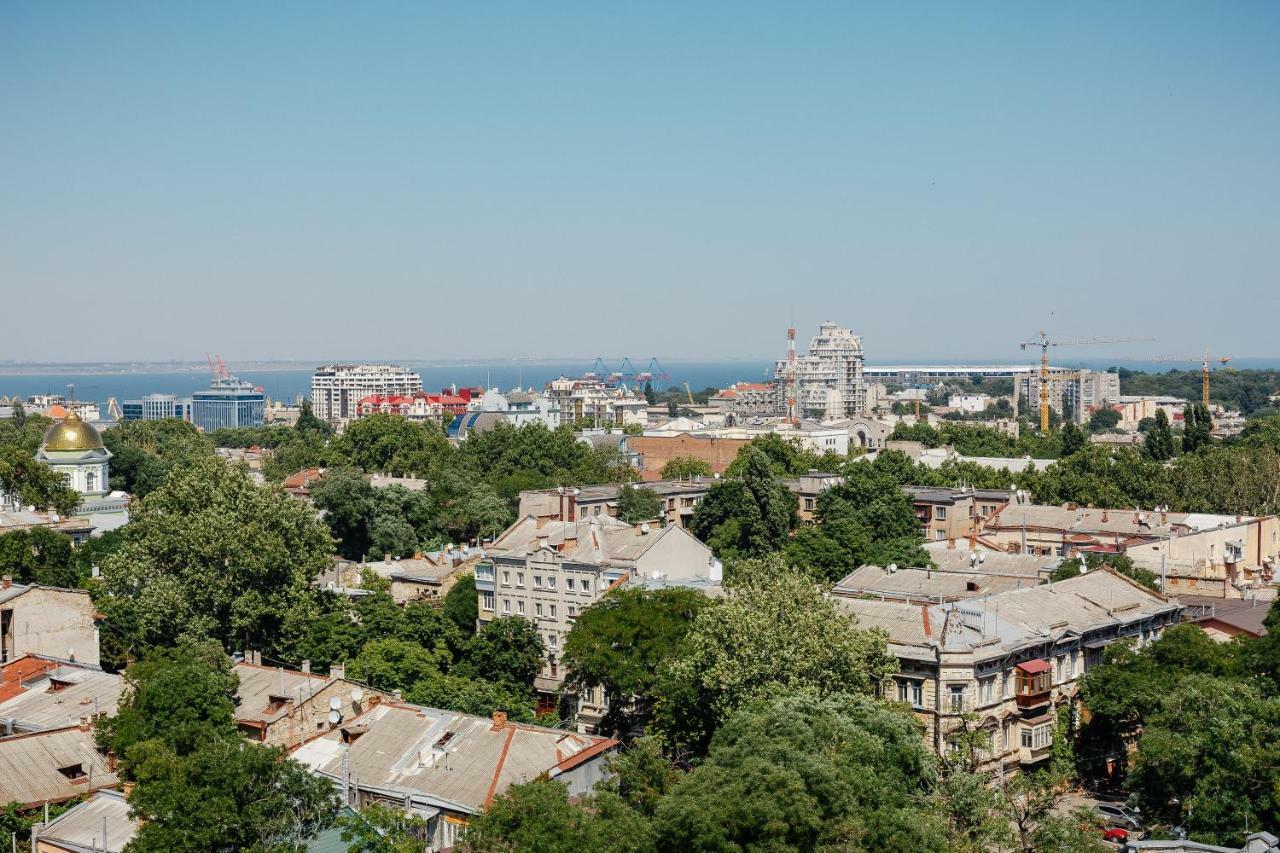 Royal Sky Apartments Odesa Exterior photo